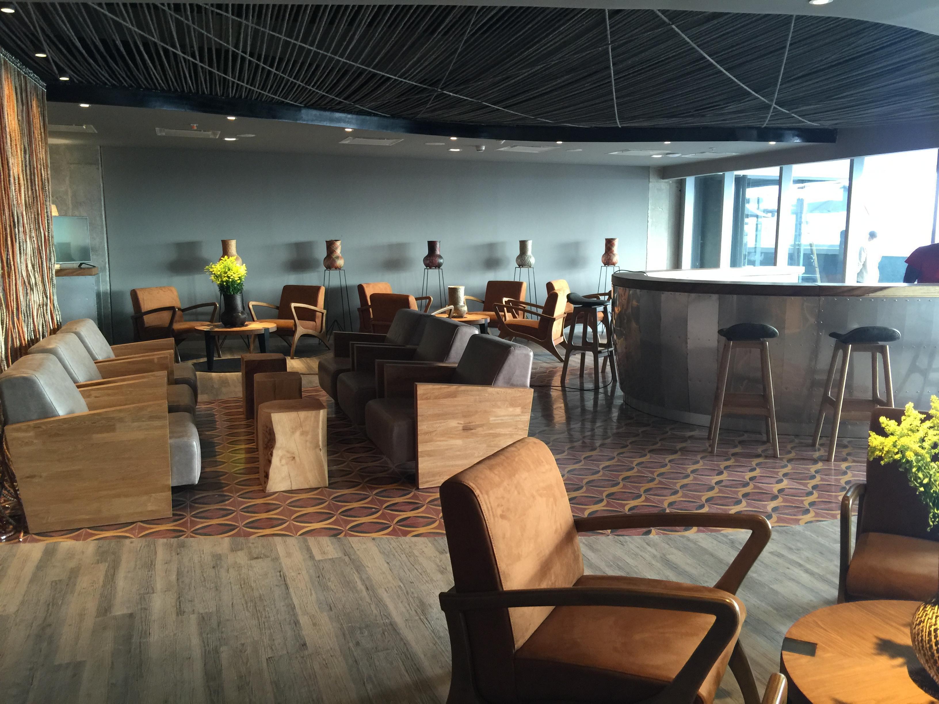 Movich Buro 51 Hotel Barranquilla  Eksteriør billede The lounge at the airport