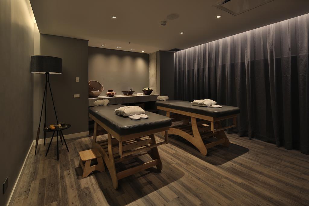 Movich Buro 51 Hotel Barranquilla  Eksteriør billede A treatment room at a spa